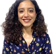 Laureata in mediazione linguistica e culturale, ho studiato con passione come insegnare italiano agli stranieri